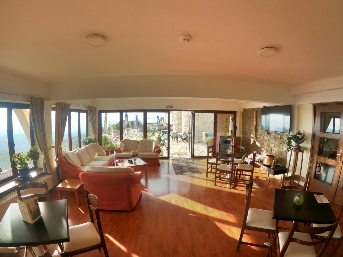 HOTEL ISAREIKO SPITI Aγια Θεωδορα Ίσαρης Εξωτερικό φωτογραφία