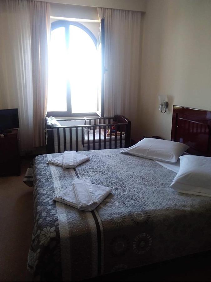 HOTEL ISAREIKO SPITI Aγια Θεωδορα Ίσαρης Εξωτερικό φωτογραφία